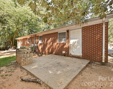 162 American Avenue Ne - Photo Thumbnail 9
