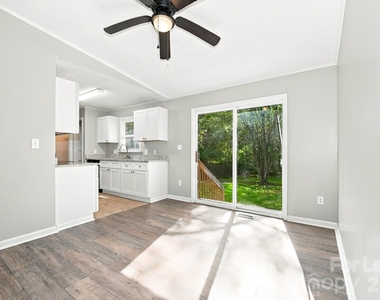 3100 Chenango Drive - Photo Thumbnail 6