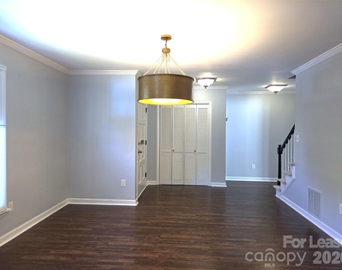 4308 Silo Lane - Photo Thumbnail 6