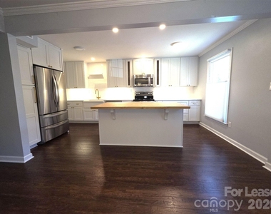 4308 Silo Lane - Photo Thumbnail 8