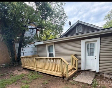 2416 Dundeen Street - Photo Thumbnail 7
