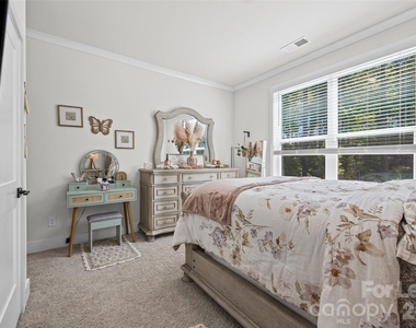 213 Miramar Drive - Photo Thumbnail 15