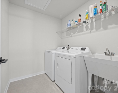 213 Miramar Drive - Photo Thumbnail 17