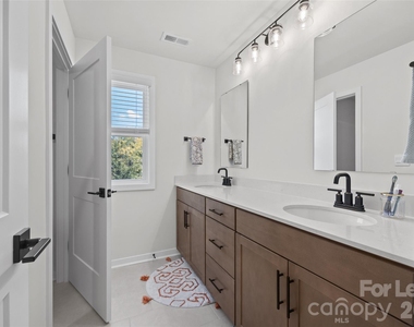 213 Miramar Drive - Photo Thumbnail 30