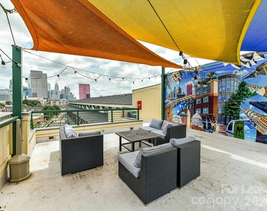 115 E Park Avenue - Photo Thumbnail 20