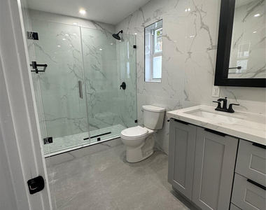 6350 Liberty Street - Photo Thumbnail 9