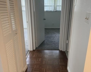 1750 N Congress Avenue - Photo Thumbnail 15