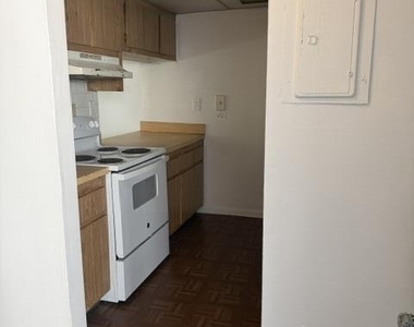 1750 N Congress Avenue - Photo Thumbnail 27