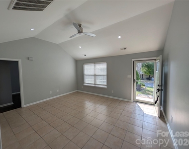 3017 Lynworth Place - Photo Thumbnail 2