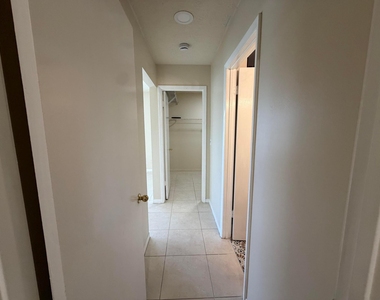 1180 Carlton Court - Photo Thumbnail 15