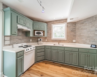 2006 Sandy Pond Lane - Photo Thumbnail 33