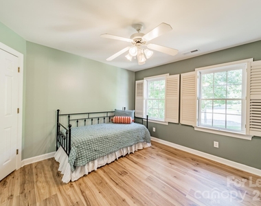 2006 Sandy Pond Lane - Photo Thumbnail 25