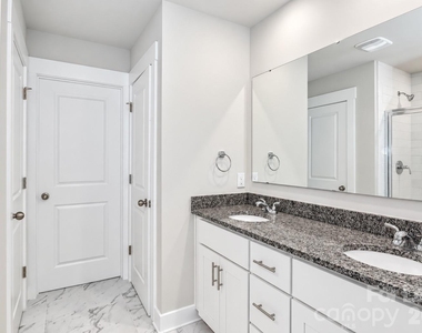 105 Silverwood Court - Photo Thumbnail 31