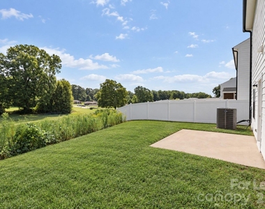 105 Silverwood Court - Photo Thumbnail 42