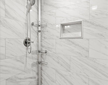 250 Ne 20th Street - Photo Thumbnail 22