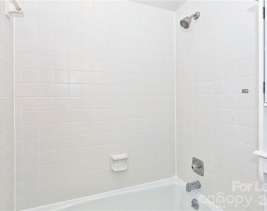 1016 Queens Road - Photo Thumbnail 17