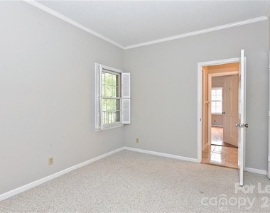 1016 Queens Road - Photo Thumbnail 18