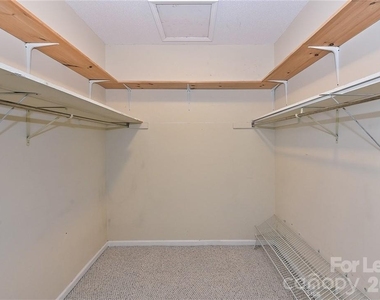 1016 Queens Road - Photo Thumbnail 27