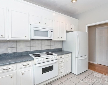 1016 Queens Road - Photo Thumbnail 5