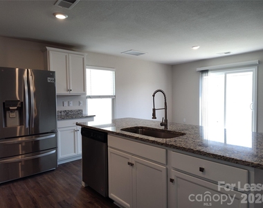 9220 Creedmore Hills Drive - Photo Thumbnail 3