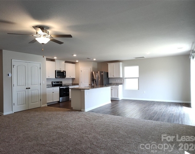 9220 Creedmore Hills Drive - Photo Thumbnail 5