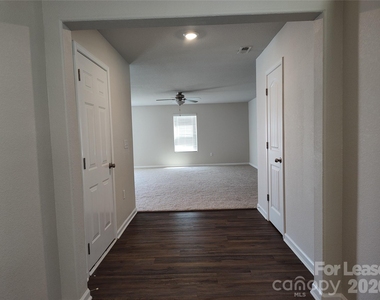 9220 Creedmore Hills Drive - Photo Thumbnail 7