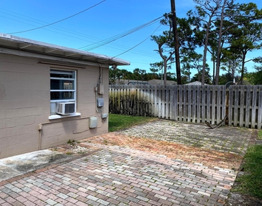 4821 Vermont Avenue - Photo Thumbnail 14