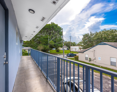 515 N Sapodilla Avenue - Photo Thumbnail 15