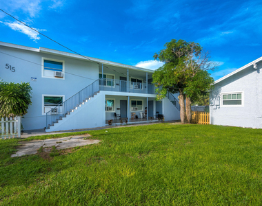 515 N Sapodilla Avenue - Photo Thumbnail 1