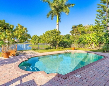 9468 Mcaneeny Court - Photo Thumbnail 30