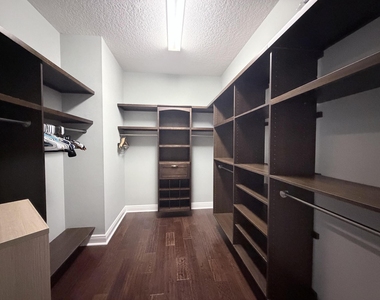 9468 Mcaneeny Court - Photo Thumbnail 24