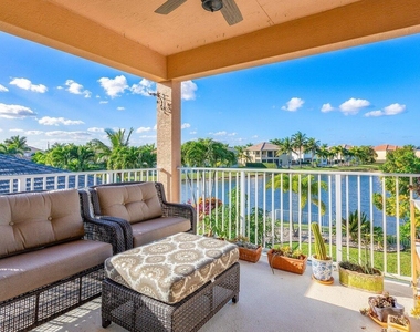 9468 Mcaneeny Court - Photo Thumbnail 14