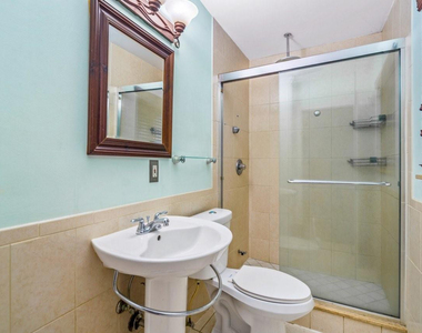 4528 Sw 28th Terrace - Photo Thumbnail 8