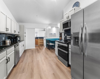 13645 Exotica Lane - Photo Thumbnail 17