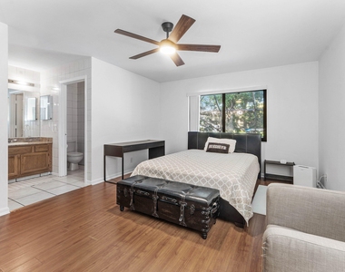 13645 Exotica Lane - Photo Thumbnail 23