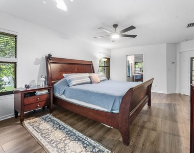 13645 Exotica Lane - Photo Thumbnail 35