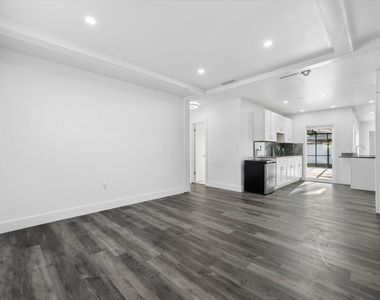 1650 Nw 9th Street - Photo Thumbnail 13