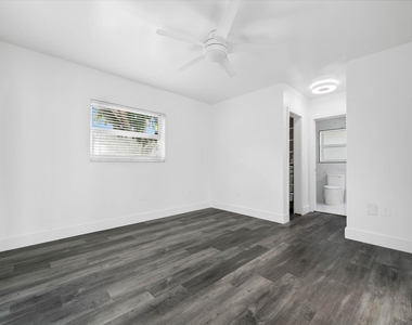 1650 Nw 9th Street - Photo Thumbnail 15