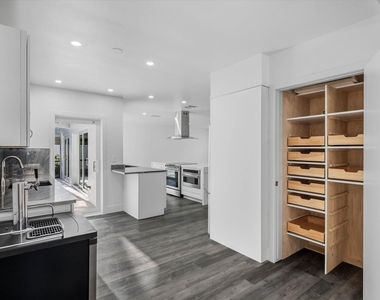 1650 Nw 9th Street - Photo Thumbnail 11