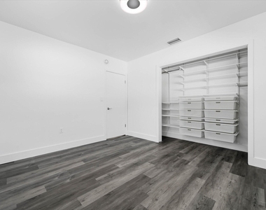 1650 Nw 9th Street - Photo Thumbnail 24