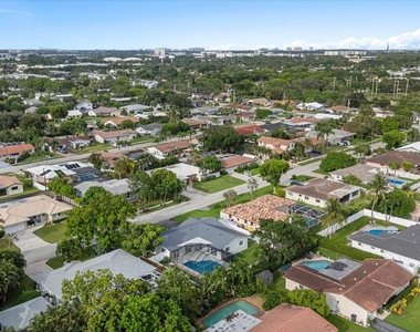 1650 Nw 9th Street - Photo Thumbnail 30
