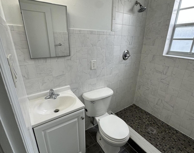 1018 Ne 3rd Street - Photo Thumbnail 11