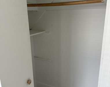 1018 Ne 3rd Street - Photo Thumbnail 14