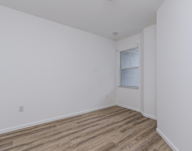 2830 Sw 82nd Avenue - Photo Thumbnail 36