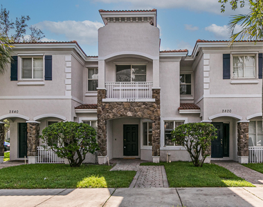 2830 Sw 82nd Avenue - Photo Thumbnail 1