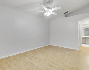 7333 Burgess Drive - Photo Thumbnail 13
