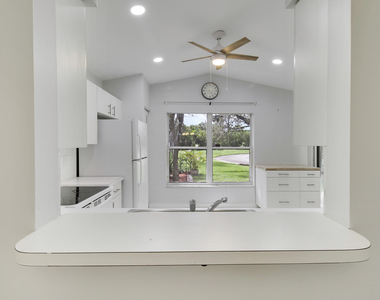 7333 Burgess Drive - Photo Thumbnail 21