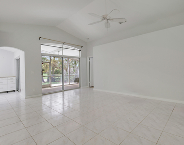 7333 Burgess Drive - Photo Thumbnail 5