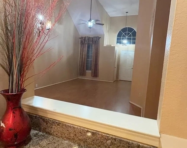 1208 Canoe Lane - Photo Thumbnail 4