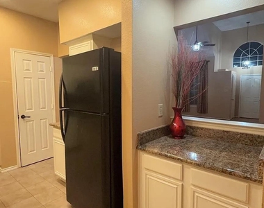1208 Canoe Lane - Photo Thumbnail 3